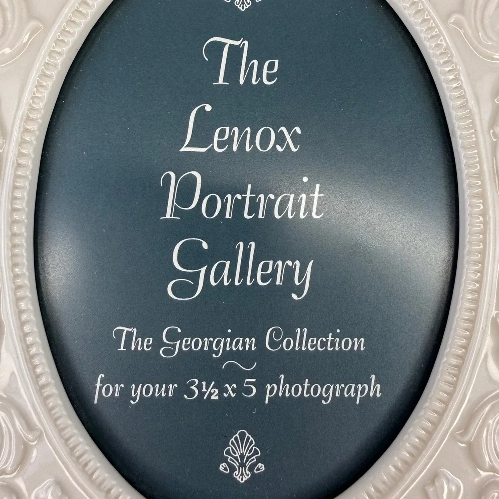 Lenox relief design designed